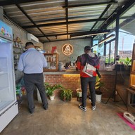 ADAPT COFFEE BAR PATTANAKARN พัฒนาการ