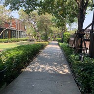 TORO Fries ลาซาลอเวนิว