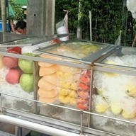 ร้านผลไม้รถเข็นลุมพีนีอ่อนนุช46(มีหน้าร้าน) ร้านผลไม้รถเข็นน้ำปลาร้าลุมพีนีอ่อนนุช46