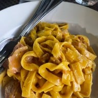 The Deck by the river โรงแรมอรุณเรสซิเด้นท์