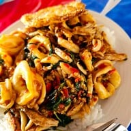 ครัวเจ๊นิด กะเพราปูบ้านนาเก่า