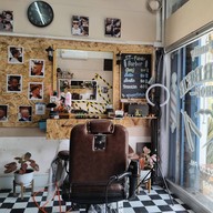 บรรยากาศ STF barber shop 1