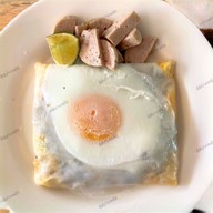 ข้าวเกรียบปากหม้อ ดีดีปากหม้อ (โค้งเมืองใหม่ที่ว่าการอำเภอมุกดาหาร)