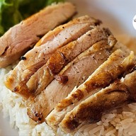 เมนูของร้าน ก๋วยเตี๋ยวเนื้อวัว ซาหลักเก้า กัลปพฤกษ์