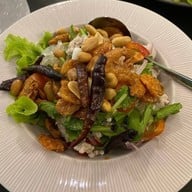 Infinity Pub & Restaurant