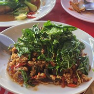 เมนูของร้าน ร้านเฮียอ้วน (หลังตึก ปตท.)