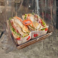 Your time (ยัวร์-ไทมฺ) ร้านอาหารมื้อเช้า/สาย สไตล์ Homemade