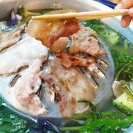 ยินดีหมูกระทะ