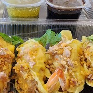 ขนมจีบหมูเด้ง ปั้นสด คำโต