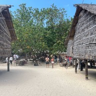 บรรยากาศ หมู่บ้านมอแกน ชุมชนชาวมอแกน