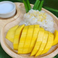 ฉุยฉาย (ข้าวเหนียวมะม่วง & ขนมหวาน)