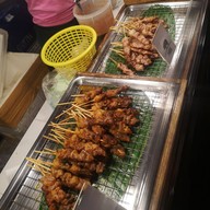 ✨️ เนื้อย่าง ไก่ย่าง หมูย่าง น้ำจิ้มแซ่บๆๆ👍 Love true grill ✨️