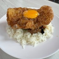 ลุงหวังกะเพราพ่นไฟ สาขาเมืองทอง