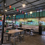 บรรยากาศ บ้านใหม่แสนแซ่บ
