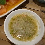 ร้านผัวสั่งเมียตำ