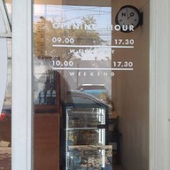 หน้าร้าน NOSLEEP BKK