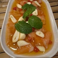 ร้านผัวสั่งเมียตำ