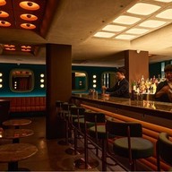 Bar 4th wall Bar 4th wall