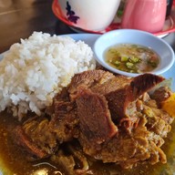 ก๋วยเตี๋ยวเนื้อตุ๋นนายหมี ลาซาล (Original) บางนา