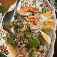 เมนูของร้าน มรกต