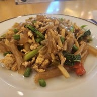 ถูกและดี เดอะ สตรีท