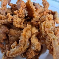 เมนูของร้าน สถานีไก่ทอดตลาดรถไฟขจรวิทย์