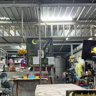 ก๋วยเตี๋ยวเที่ยงคืนปทุมธานี -