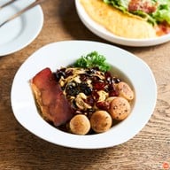 wwa cafe   Siam Square