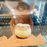 Moon Doughnuts & Drinks สงขลา