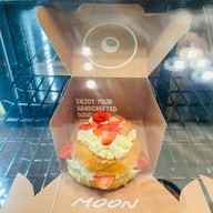 Moon Doughnuts & Drinks สงขลา