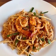 บ้านสวนริมคลอง ขายผัดไทยอร่อยมาก