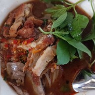 เมนูของร้าน ลุงเหนอ ก๋วยเตี๋ยวทรงเครื่อง