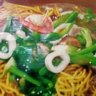 ราดหน้าหม้อดิน