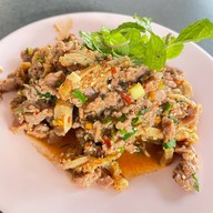 เมนูของร้าน ลาบก้อยซอยอนามัย