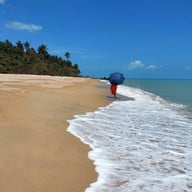 หาดเขาพลายดำ
