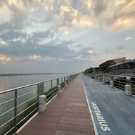 ริมแม่น้ำโขง นครพนม