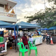 ตลาดหน้าวัดใหม่สำราญ