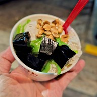 เมนูของร้าน ร้านไอติมตา-ยายกะทิสด ปั้มบางจากปากซอยท่าข้าม พระราม2