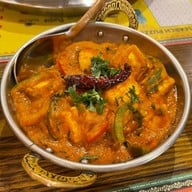 Amritsr The Maharaja Of Indian Cuisine พร้อมพงษ์