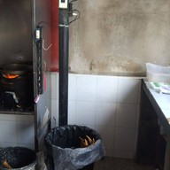 บรรยากาศ ก๋วยเตี๋ยวคั่วไก่ สวนมะลิ (Chicken Noodles Suan Mali) วัชรพล ก๋วยเตี๋ยวคั่วไก่ สวนมะลิ (Chicken Noodles Suan Mali) วัชรพล