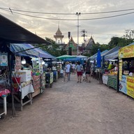 ตลาดหน้าวัดใหม่สำราญ