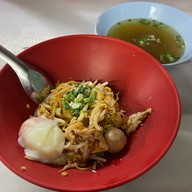 โกบู้รสซิ่ง ก๋วยเตี๋ยวหมูต้มยำ ใข่ลวก สาขา 1 นวมินทร์8 , เสรีไทย 7