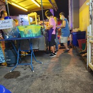 บรรยากาศ ก๋วยจั๊บอากีระ