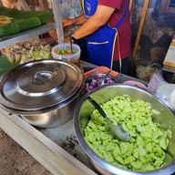 หมูสะเต๊ะ ตลาดสันป่าข่อย