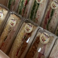 A แซนวิชสด