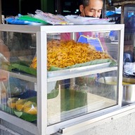 หมูสะเต๊ะ ตลาดสันป่าข่อย