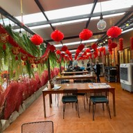 แม่มังกรซีฟู้ด ลาดพร้าว