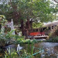 Pee Neung Coffee House