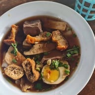 เมนูของร้าน ก๋วยจั๊บป้าโอ๋