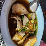 เมนูของร้าน ก๋วยจั๊บอากีระ